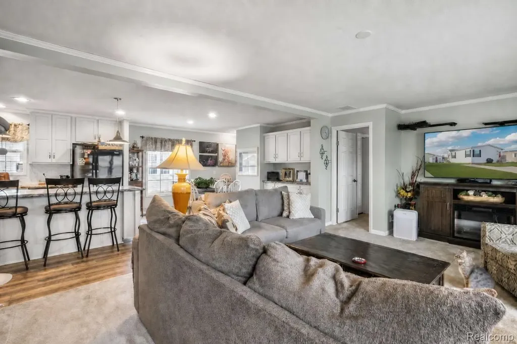 11160 Walden Court Green Oak Township MI 48178