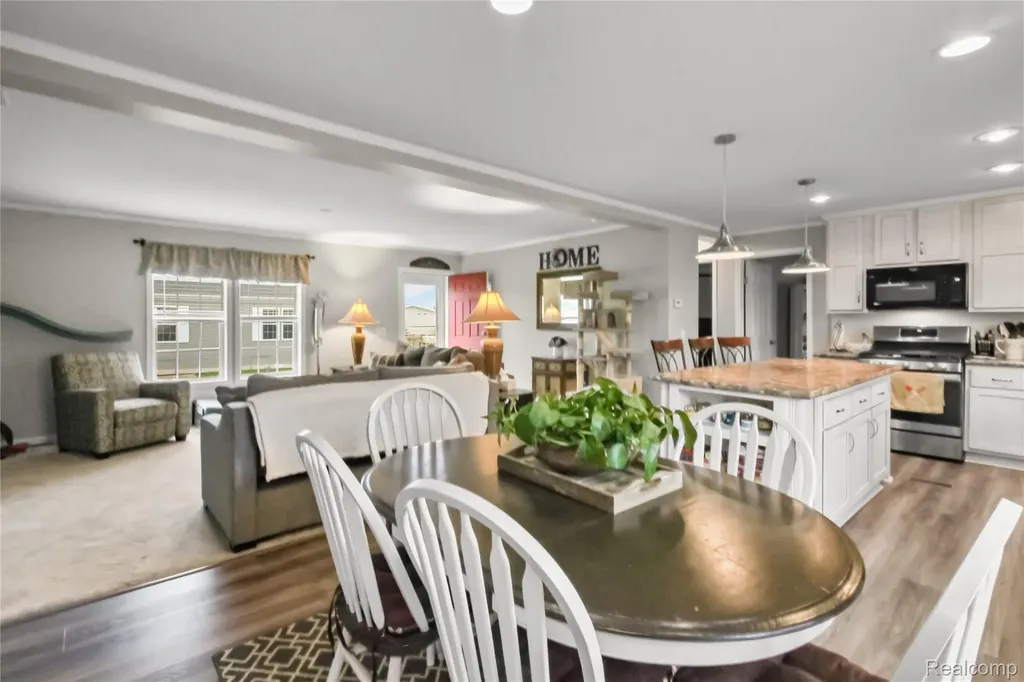 11160 Walden Court Green Oak Township MI 48178