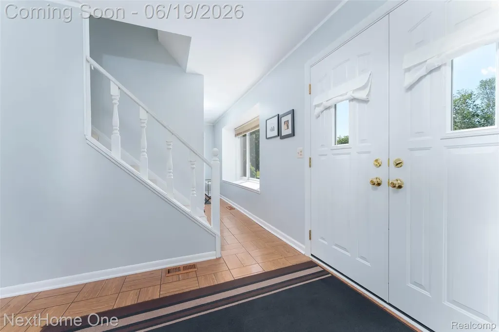 6448 Grand Circle Drive Genoa Township MI 48116