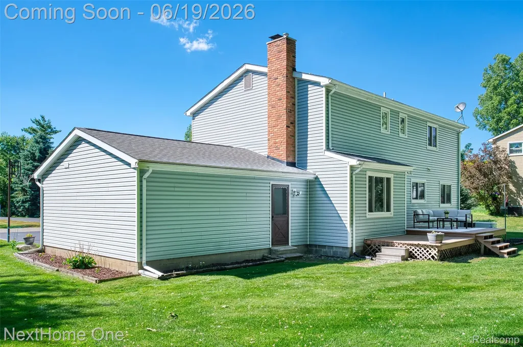 6448 Grand Circle Drive Genoa Township MI 48116