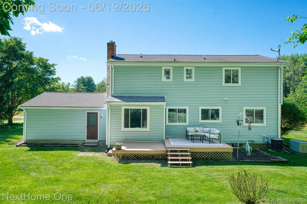6448 Grand Circle Drive Genoa Township MI 48116