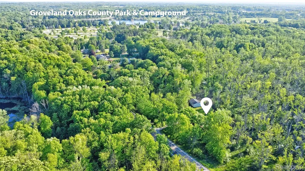 5890 Grange Hall Road Groveland Township MI 48442