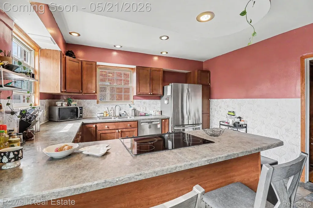 17503 Prairie Street Detroit City MI 48221