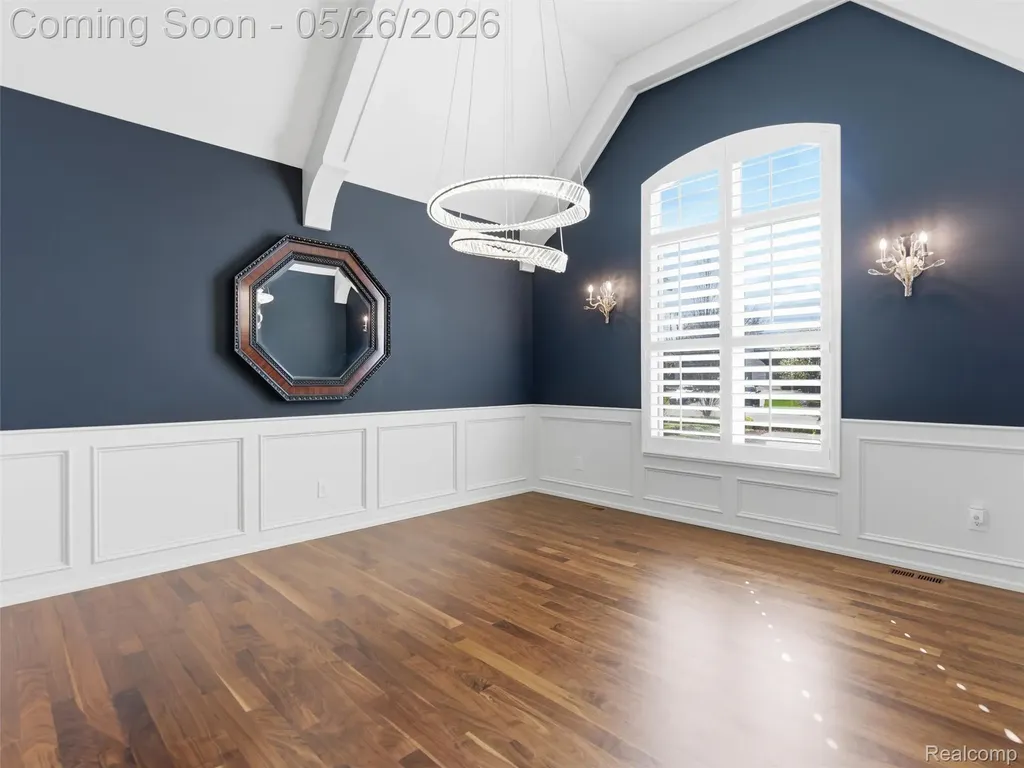 2475 Creekside Court Oakland Charter Township MI 48306