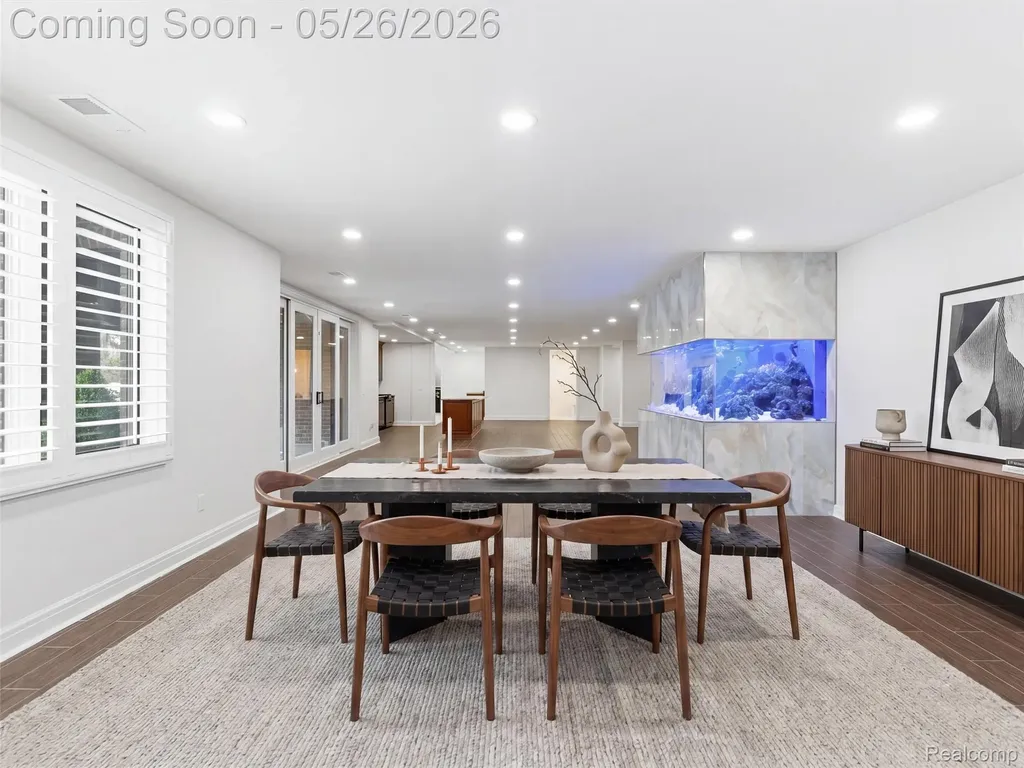 2475 Creekside Court Oakland Charter Township MI 48306