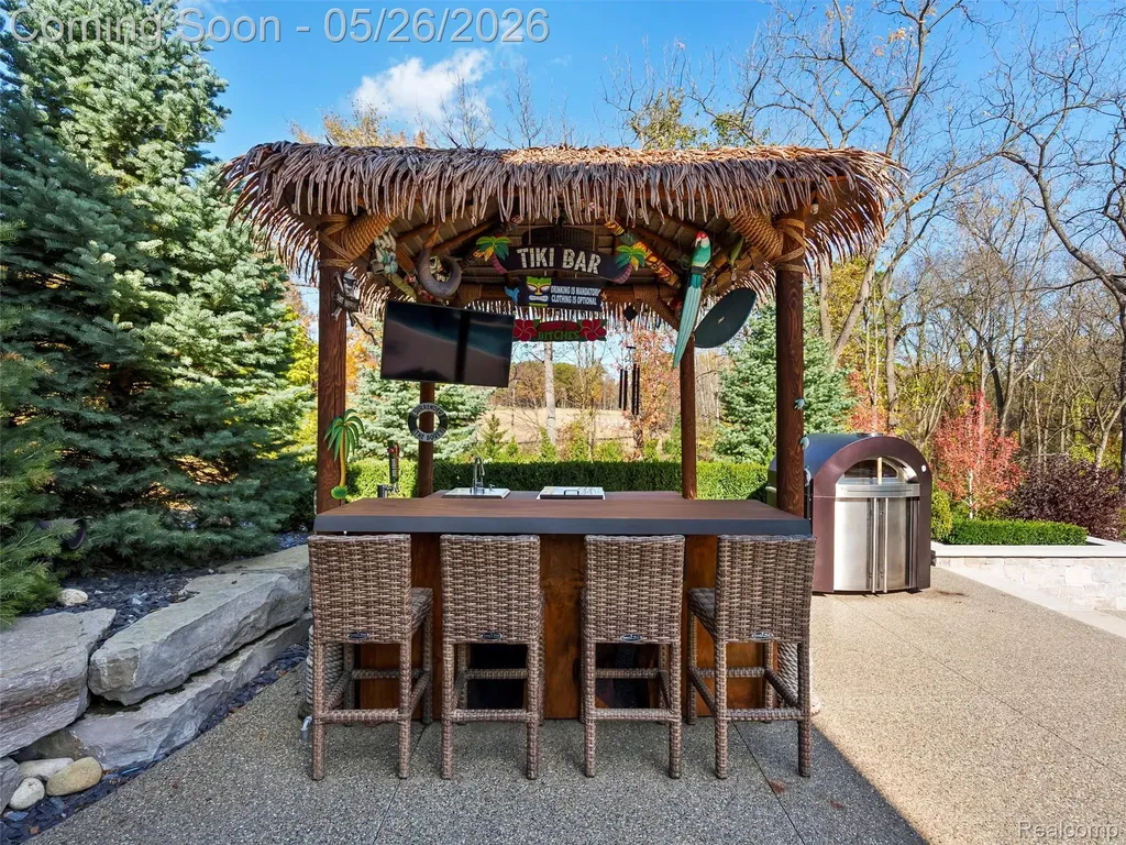 2475 Creekside Court Oakland Charter Township MI 48306
