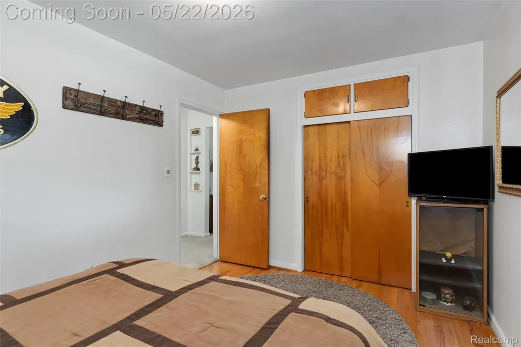 11720 Nathaline Redford Charter Township MI 48239