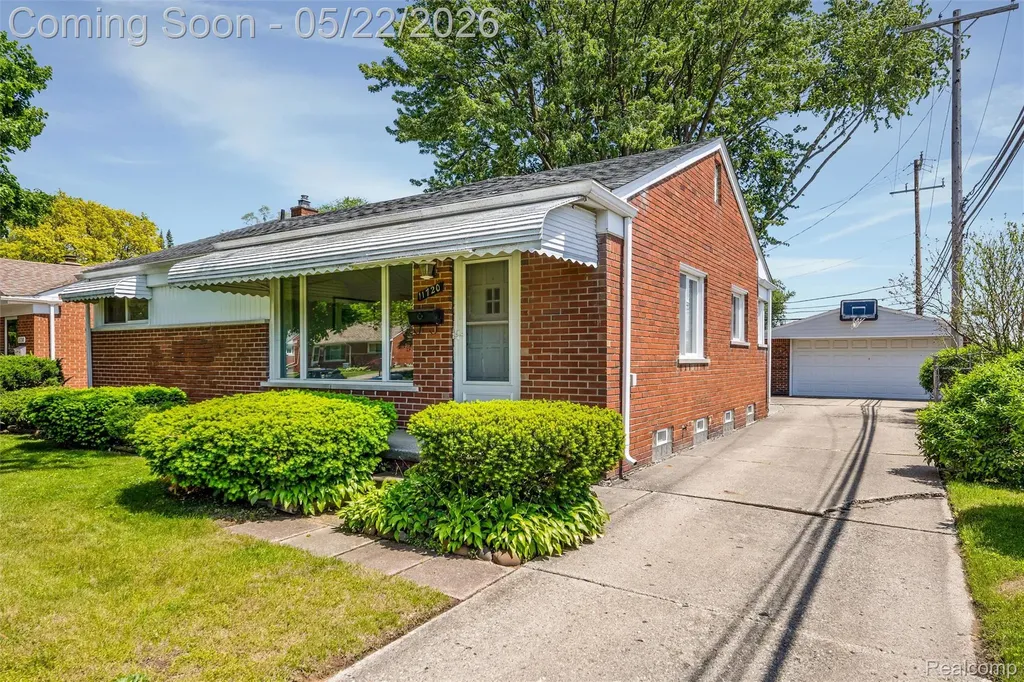 11720 Nathaline Redford Charter Township MI 48239