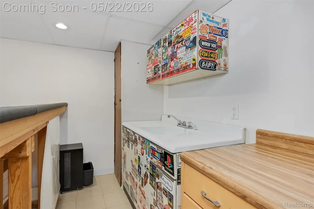 11720 Nathaline Redford Charter Township MI 48239