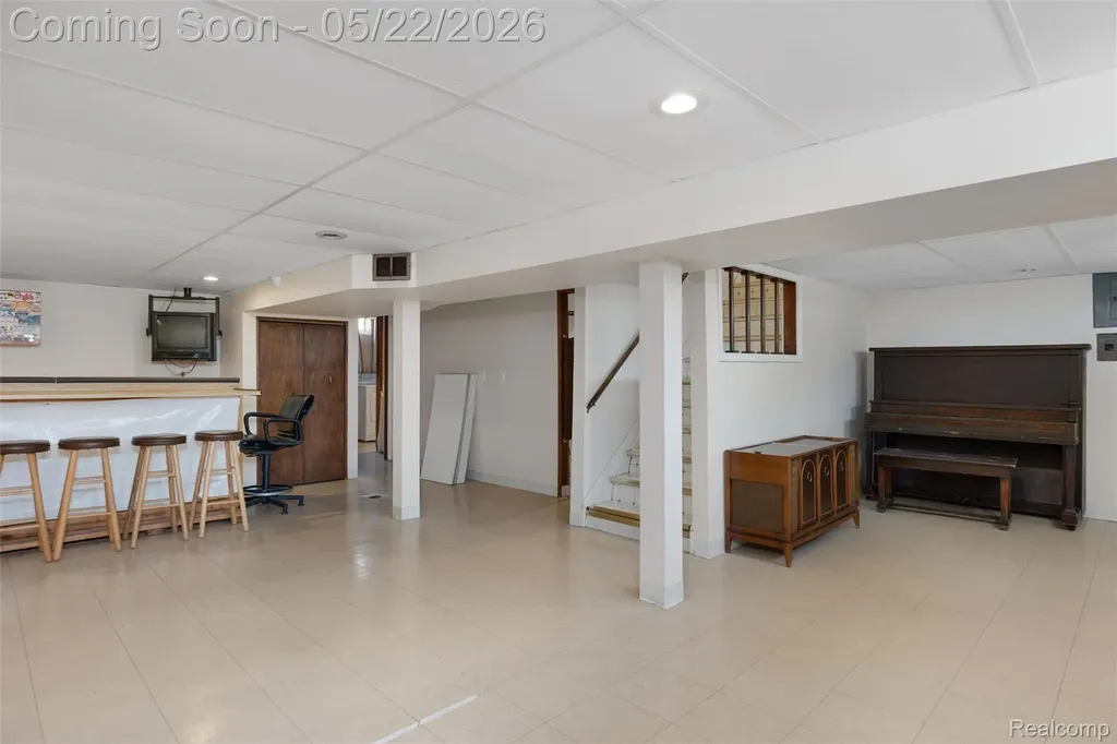 11720 Nathaline Redford Charter Township MI 48239