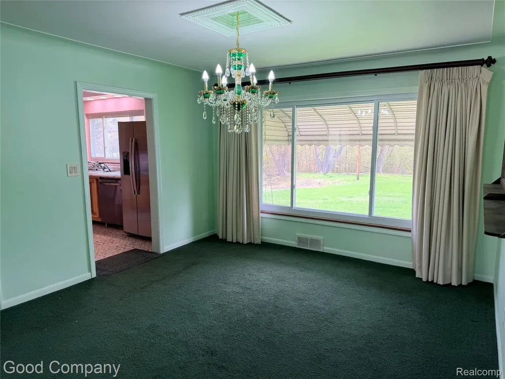 25400 Springbrook Drive Farmington Hills City MI 48336