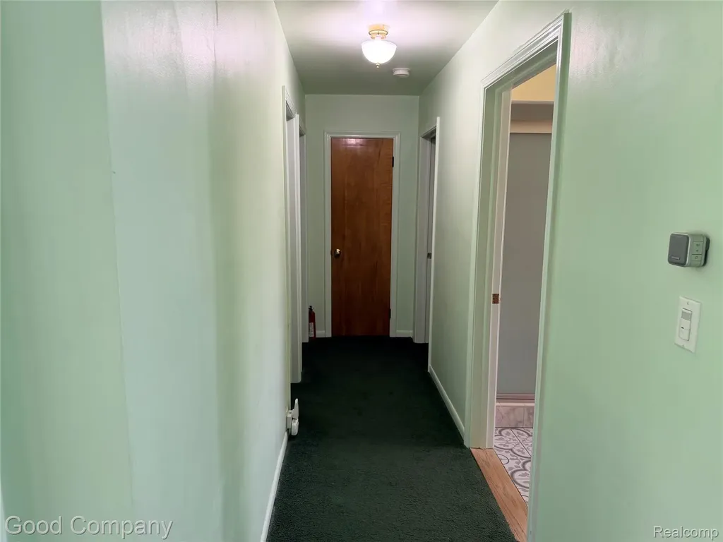 25400 Springbrook Drive Farmington Hills City MI 48336