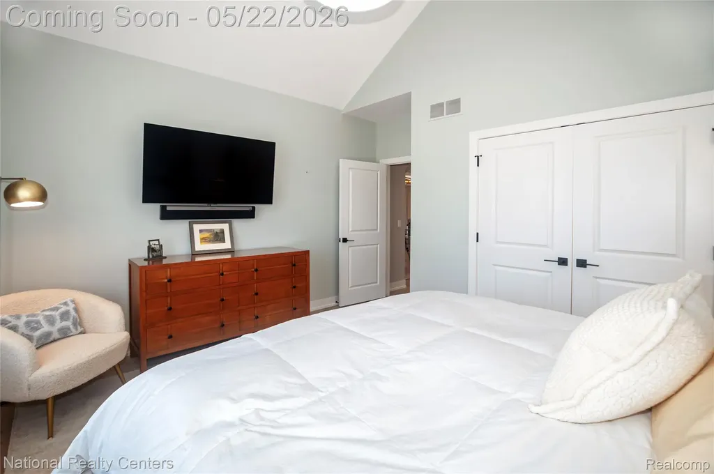 14170 Kings Park Court Shelby Charter Township MI 48315
