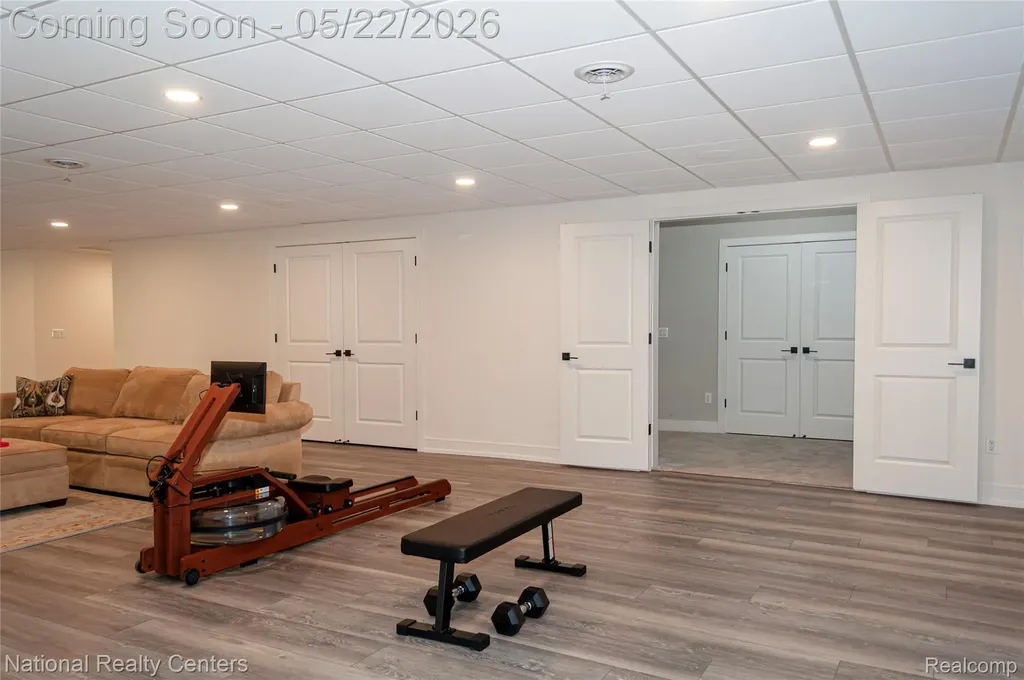 14170 Kings Park Court Shelby Charter Township MI 48315