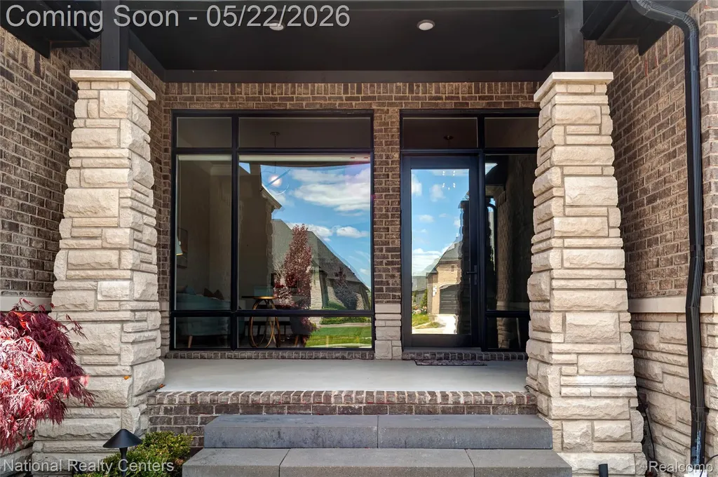 14170 Kings Park Court Shelby Charter Township MI 48315