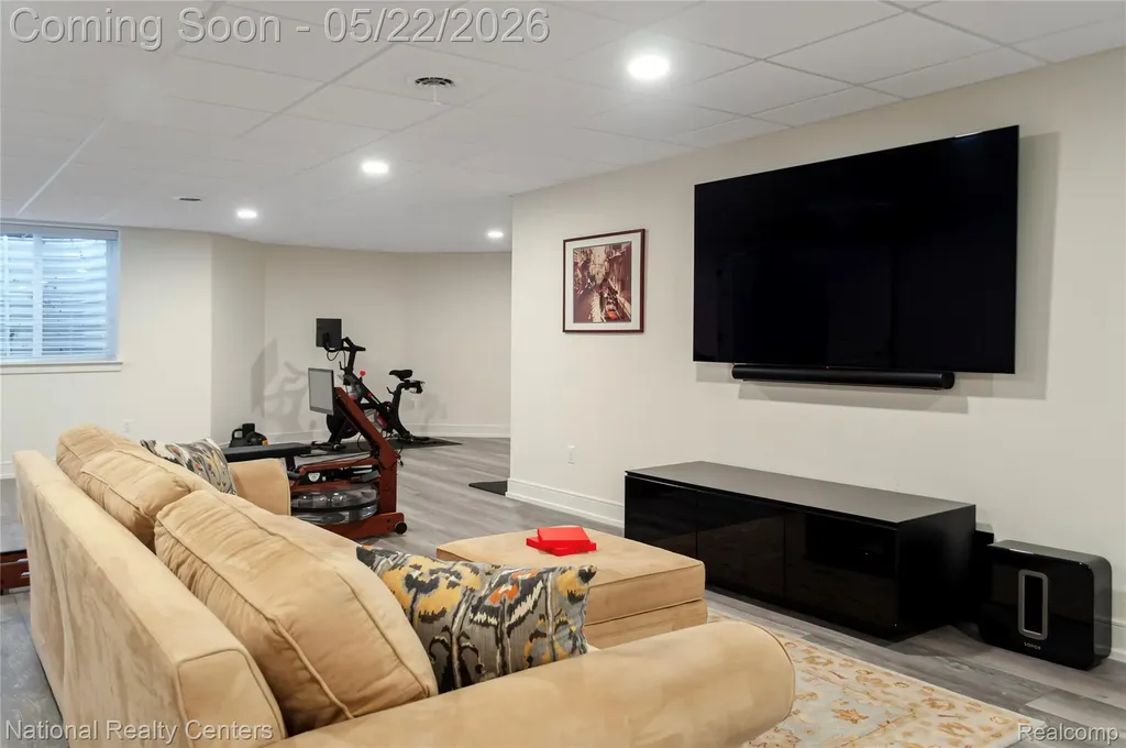 14170 Kings Park Court Shelby Charter Township MI 48315
