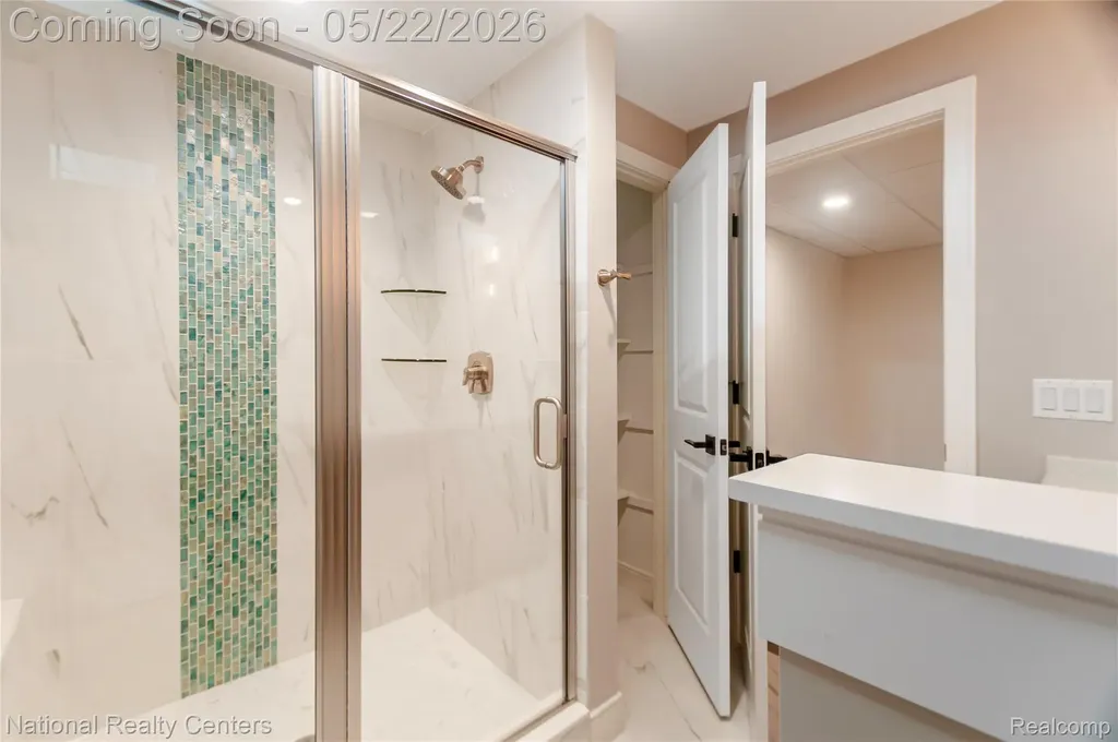 14170 Kings Park Court Shelby Charter Township MI 48315
