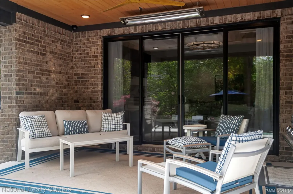 14170 Kings Park Court Shelby Charter Township MI 48315