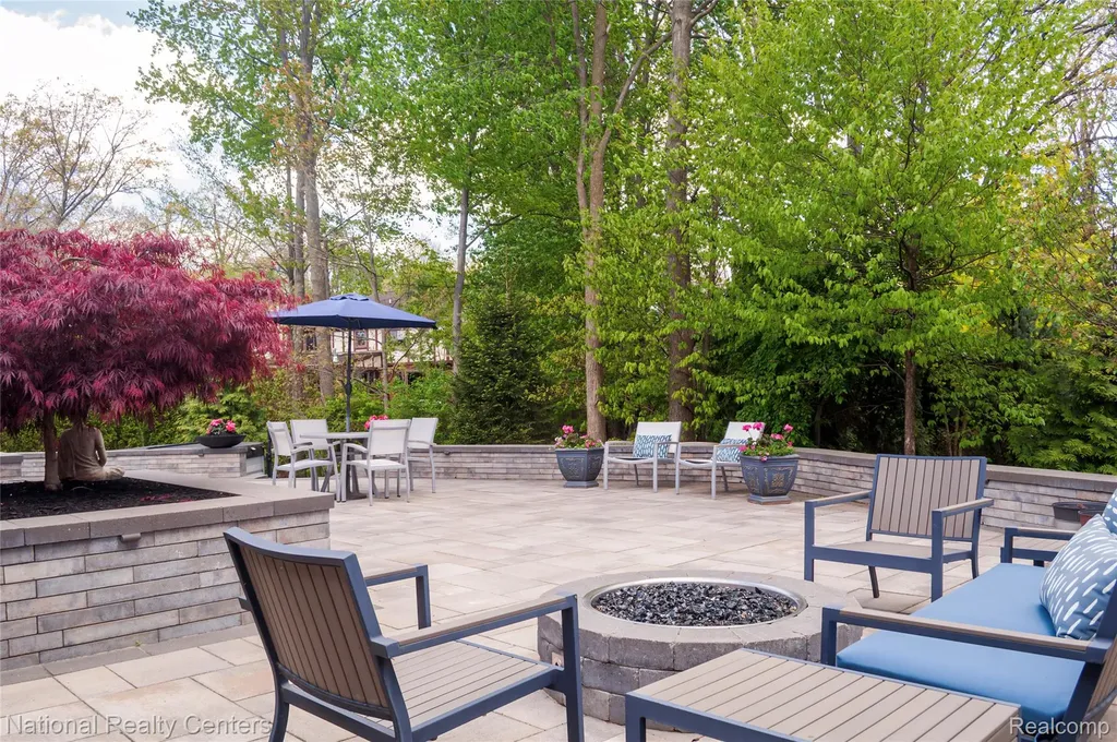 14170 Kings Park Court Shelby Charter Township MI 48315