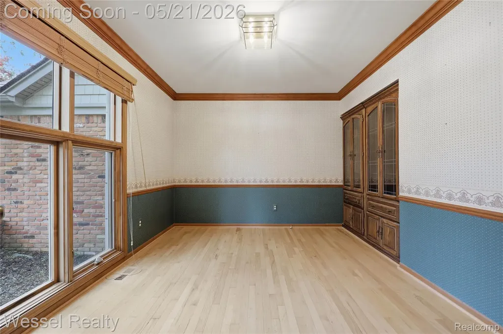 3368 Salem Drive Rochester Hills City MI 48306