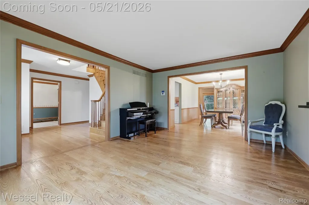 3368 Salem Drive Rochester Hills City MI 48306
