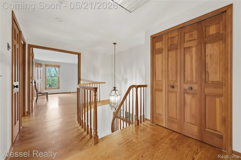 3368 Salem Drive Rochester Hills City MI 48306