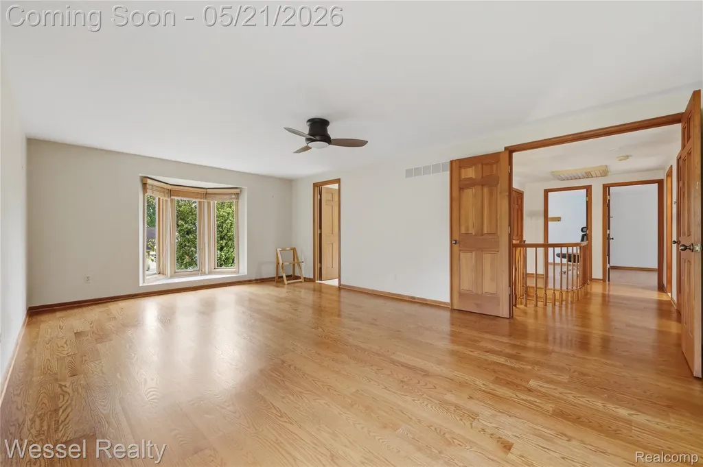 3368 Salem Drive Rochester Hills City MI 48306