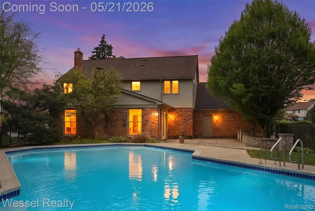 3368 Salem Drive Rochester Hills City MI 48306