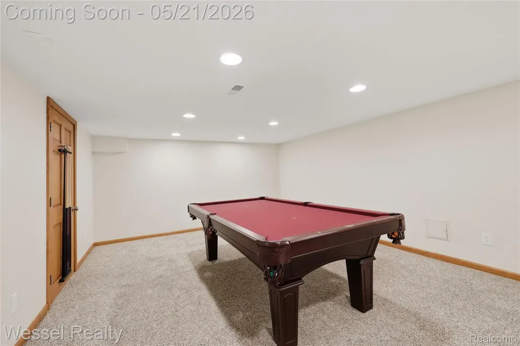 3368 Salem Drive Rochester Hills City MI 48306