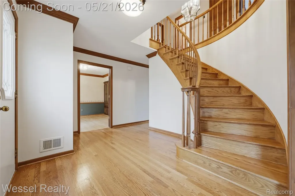 3368 Salem Drive Rochester Hills City MI 48306