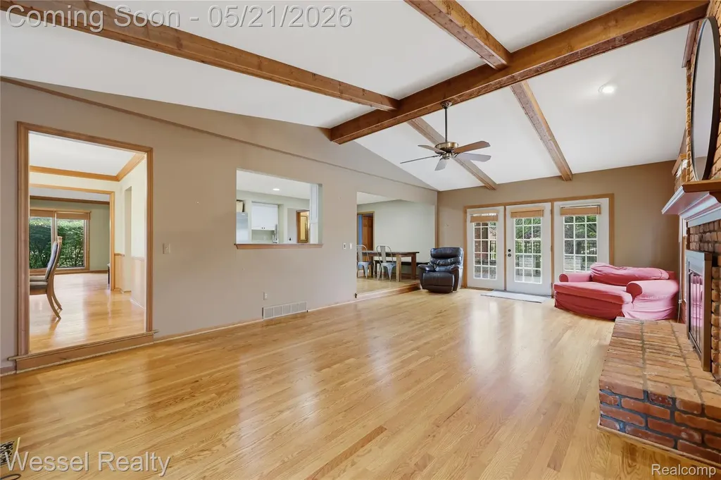 3368 Salem Drive Rochester Hills City MI 48306