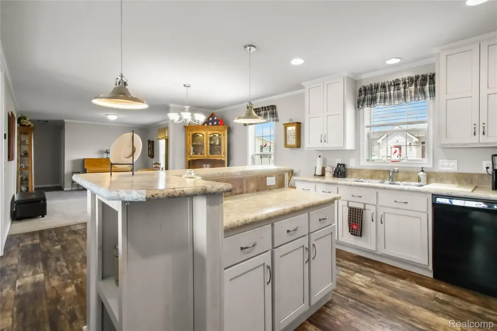 11166 Walden Court Green Oak Township MI 48178