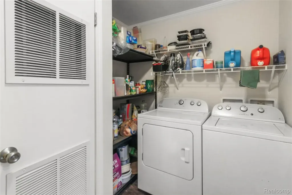 11166 Walden Court Green Oak Township MI 48178
