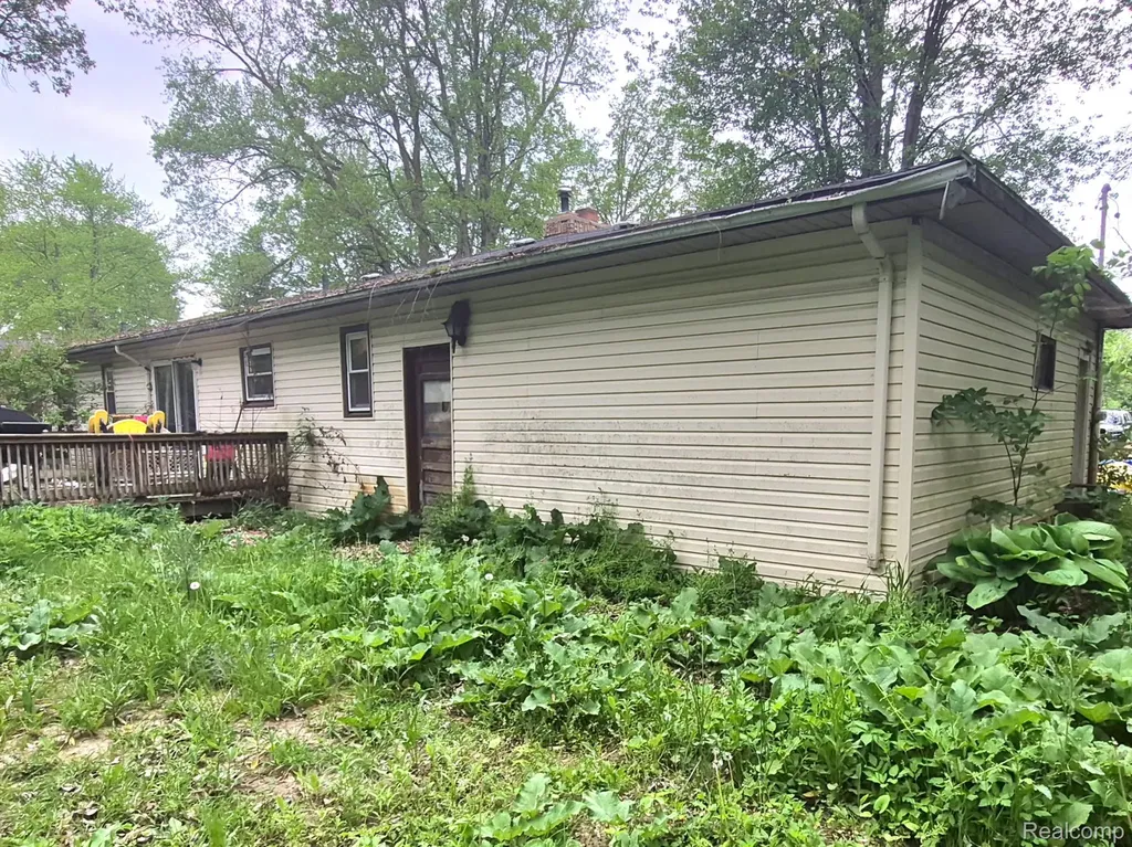 7198 N Linden Road Mt. Morris Township MI 48458