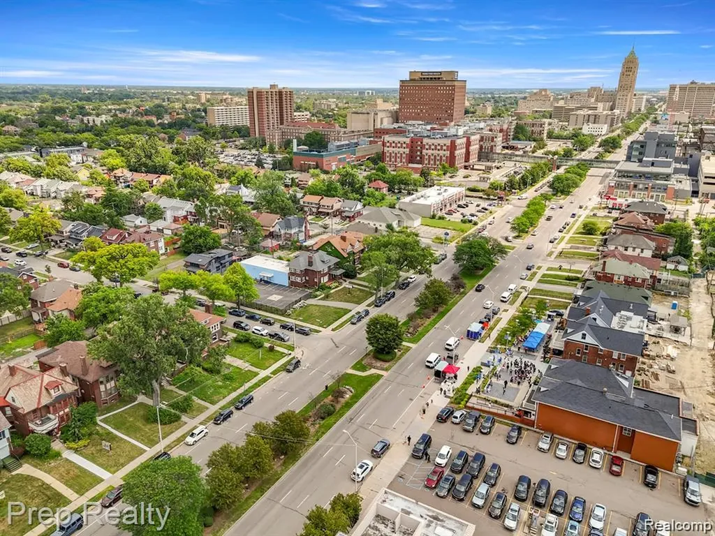 2633 W Grand Boulevard Detroit City MI 48208