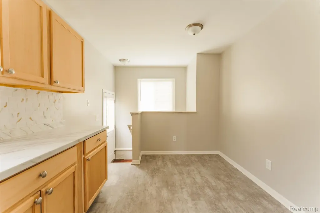 27731 Bohnhoff Street Roseville City MI 48066