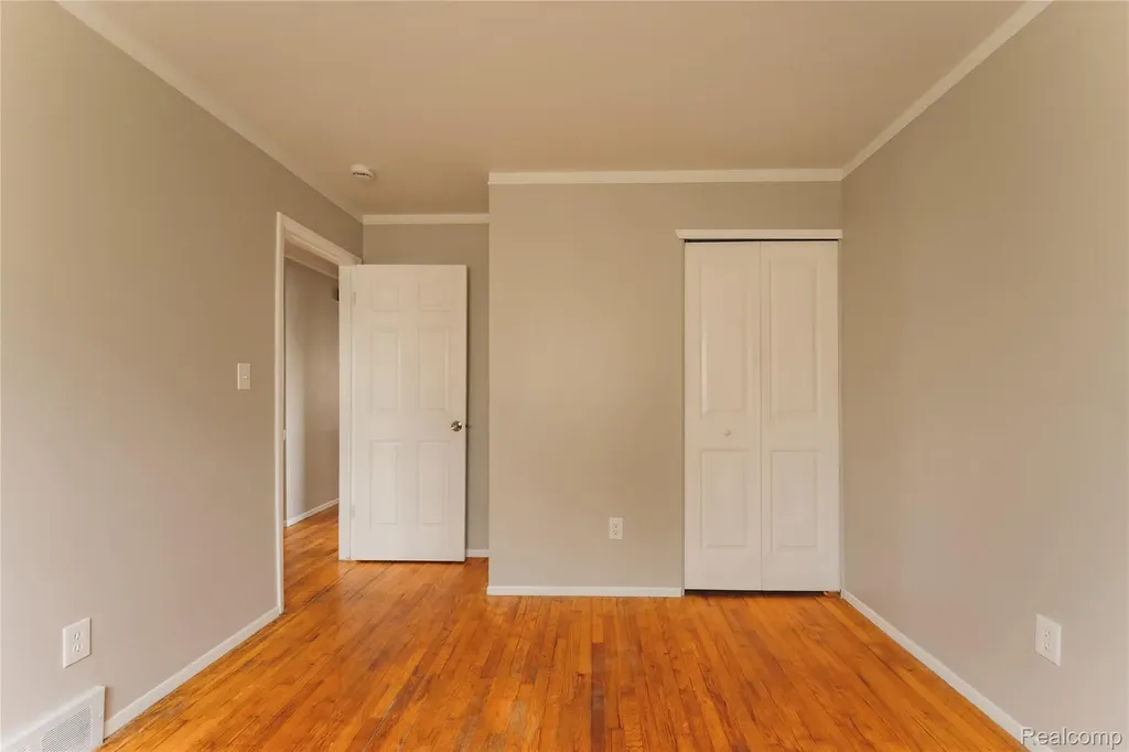 27731 Bohnhoff Street Roseville City MI 48066