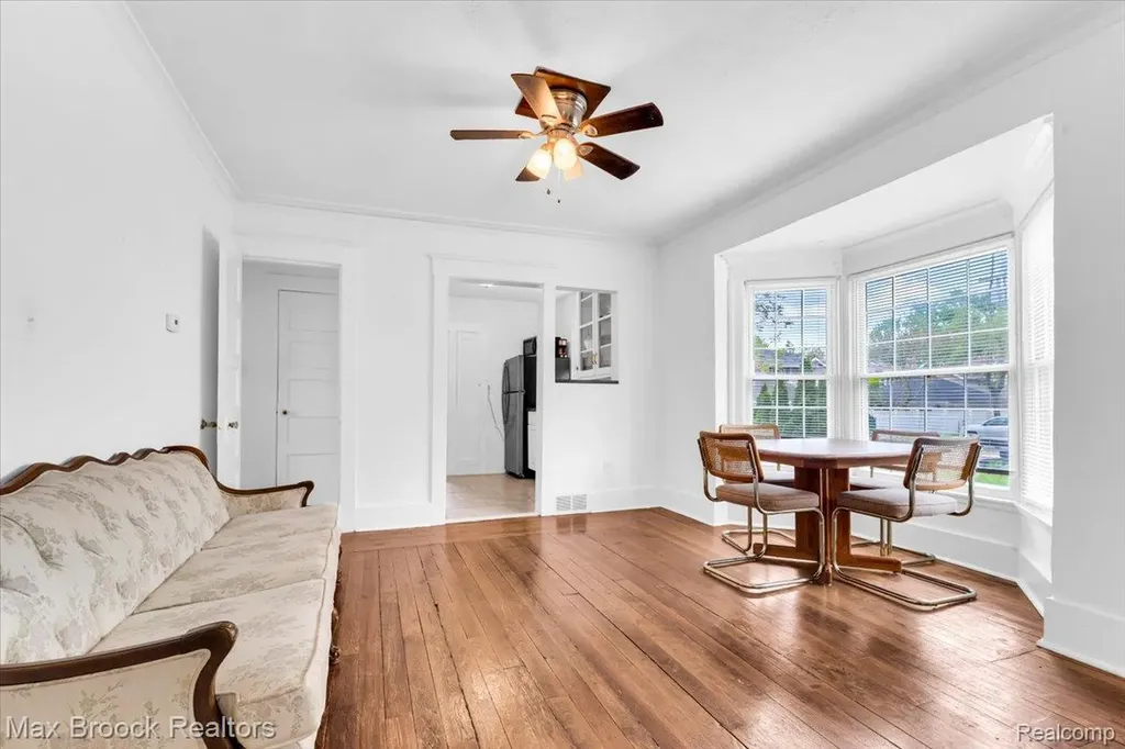 417 W Lincoln Avenue Royal Oak City MI 48067