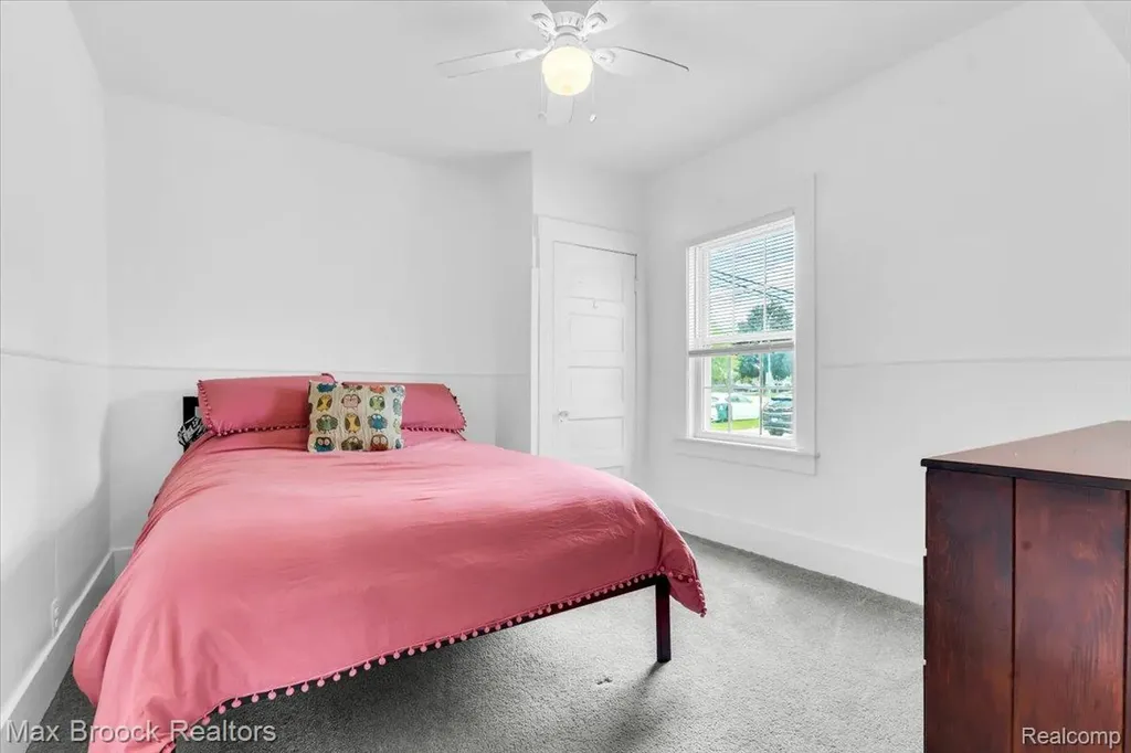 417 W Lincoln Avenue Royal Oak City MI 48067