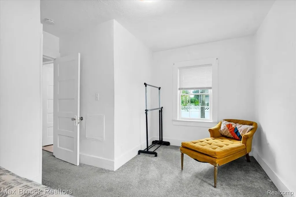 417 W Lincoln Avenue Royal Oak City MI 48067