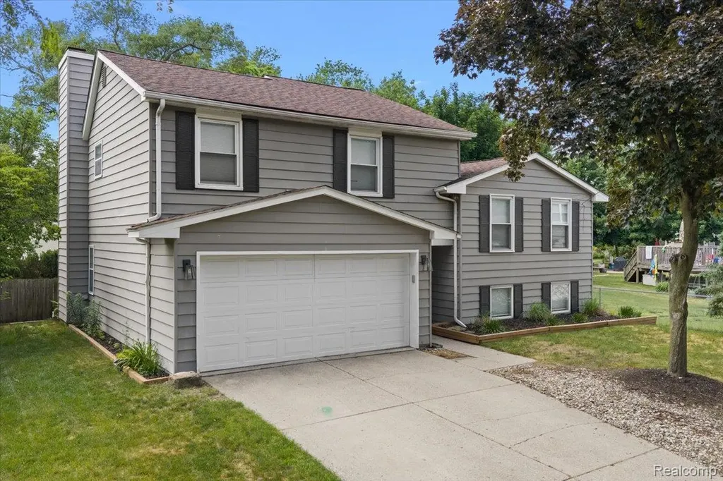 11169 Chestnut Drive Plymouth Charter Township MI 48170