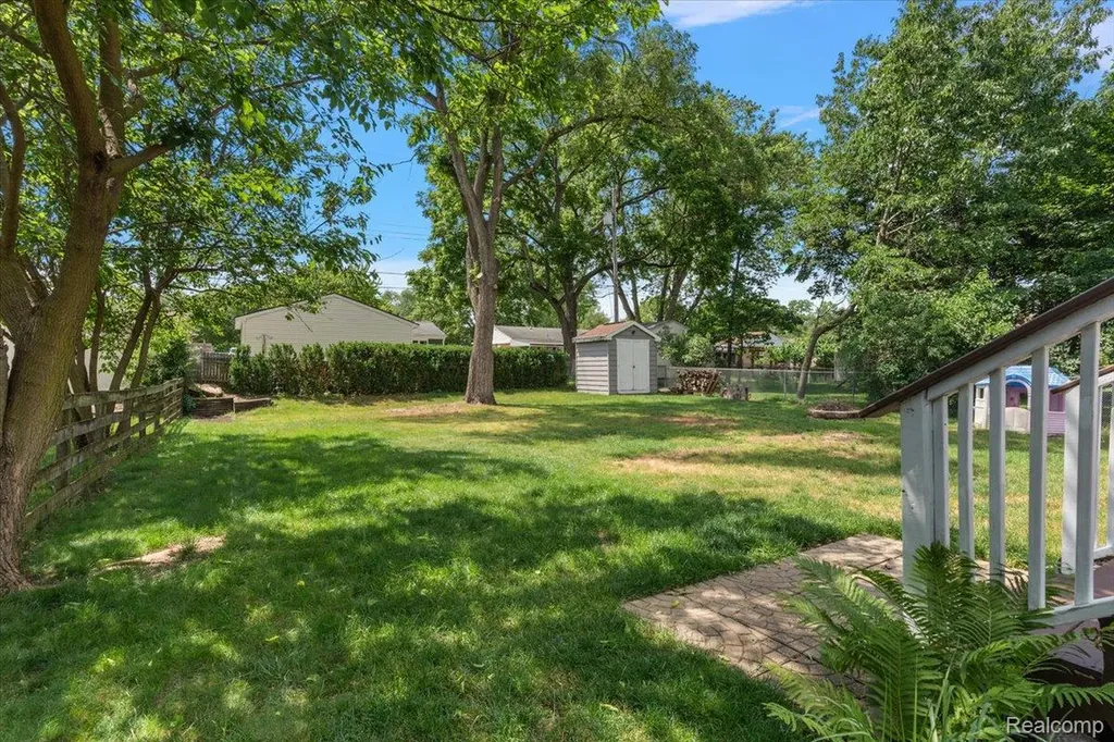 11169 Chestnut Drive Plymouth Charter Township MI 48170