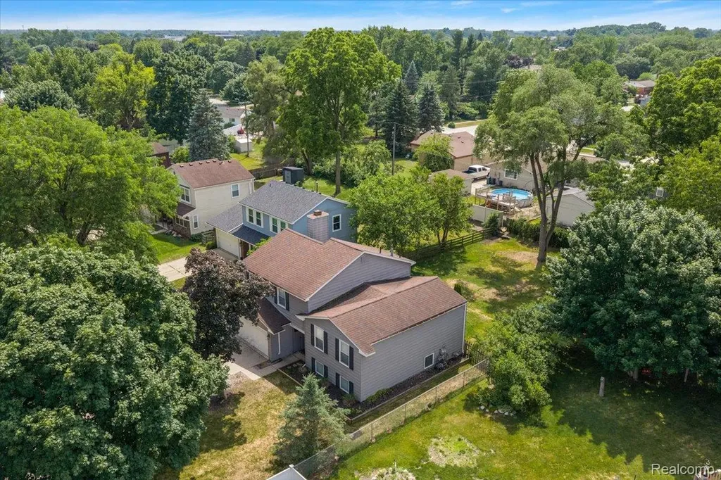 11169 Chestnut Drive Plymouth Charter Township MI 48170