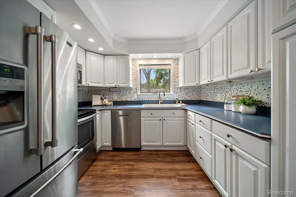 11169 Chestnut Drive Plymouth Charter Township MI 48170