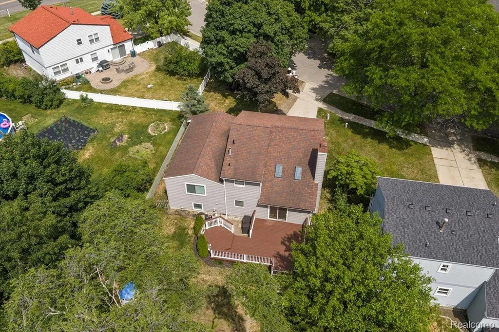 11169 Chestnut Drive Plymouth Charter Township MI 48170