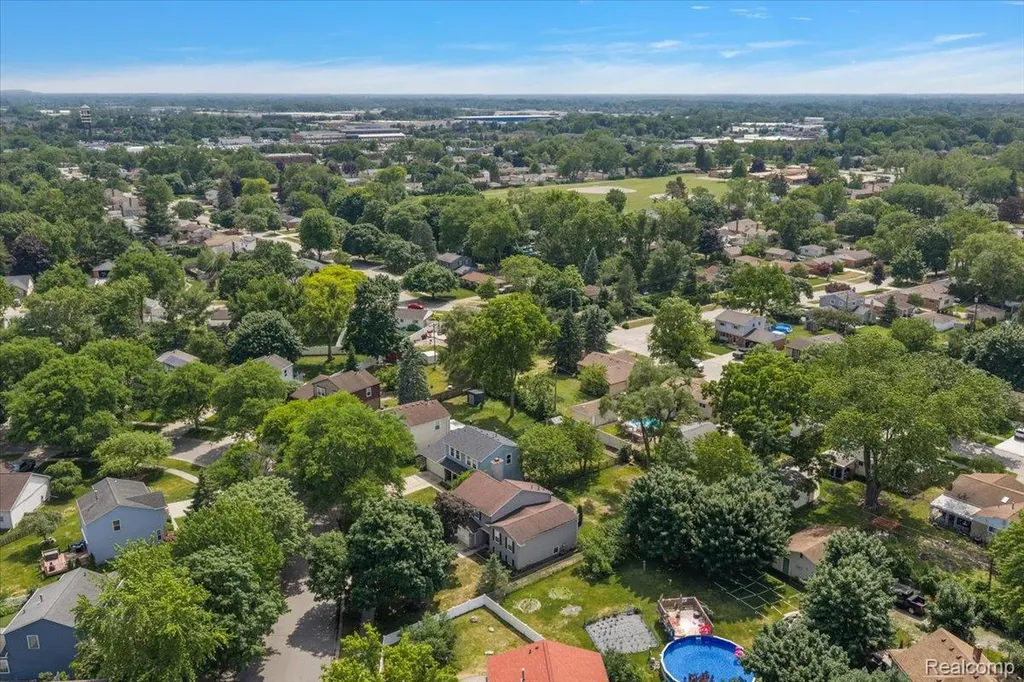 11169 Chestnut Drive Plymouth Charter Township MI 48170