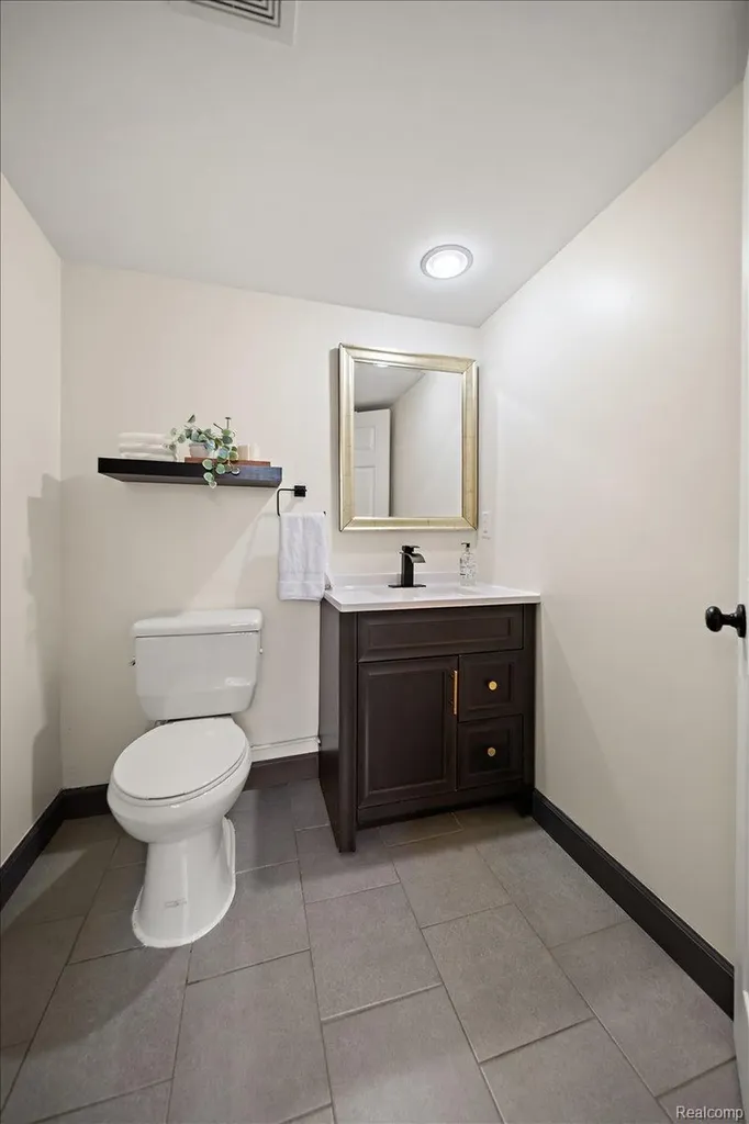 11169 Chestnut Drive Plymouth Charter Township MI 48170