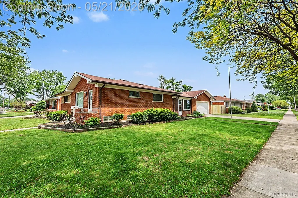28326 Alden Street Madison Heights City MI 48071