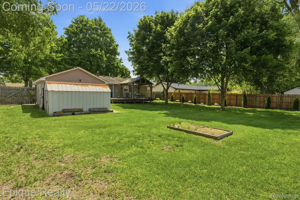 2624 Harrison Avenue Rochester Hills City MI 48307