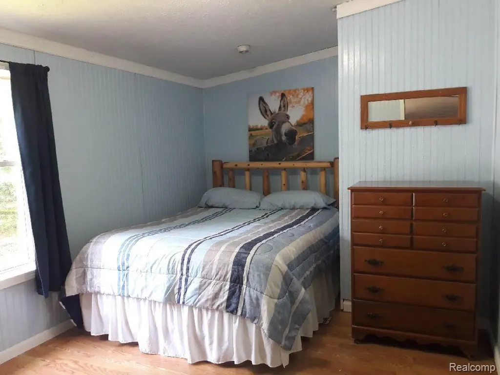 2389 W Maplehurst Drive Gerrish Township MI 48653